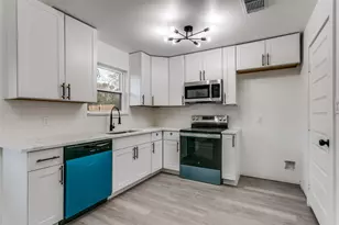 507 Parker Dr, Euless, TX 76039 - Photo 12