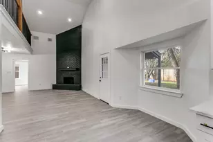 507 Parker Dr, Euless, TX 76039 - Photo 4