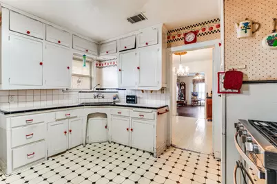 7207 Thurston Drive, Dallas, TX 75235 - Photo 12