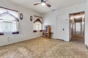 7207 Thurston Dr, Dallas, TX 75235 - Photo 6