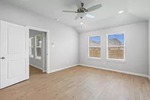 1336 Water Canna Dr, Justin, TX 76247 - Photo 12