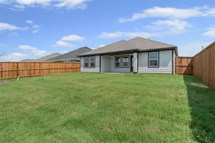 1336 Water Canna Dr, Justin, TX 76247 - Photo 24