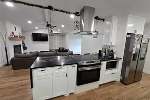 5509 Edgewater Cir, Rowlett, TX 75088 - Photo 8