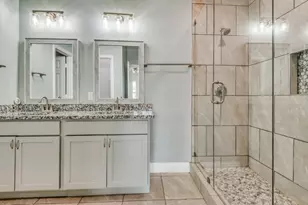 2110 22nd, Fort Worth, TX 76164 - Photo 12