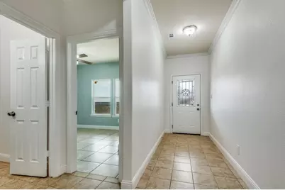 2110 22nd, Fort Worth, TX 76164 - Photo 4