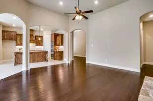 716 Sandbox Dr, Aubrey, TX 76227 - Photo 8