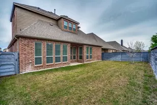 716 Sandbox Dr, Aubrey, TX 76227 - Photo 24