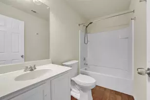 917 Bloomfield Dr, Grand Prairie, TX 75052 - Photo 22