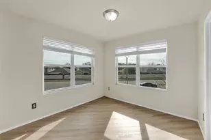 917 Bloomfield Dr, Grand Prairie, TX 75052 - Photo 28