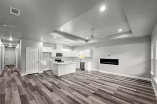 1223 Wesley St, Greenville, TX 75401 - Photo 4