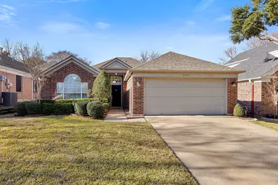 2505 Woodhaven Drive, Flower Mound, TX 75028 - Photo 2