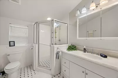1002 W Pearl Street, Granbury, TX 76048 - Photo 20