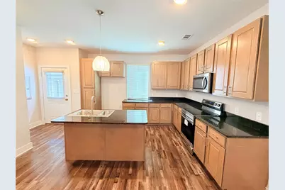 212 Stellariga Place, Dallas, TX 75203 - Photo 4