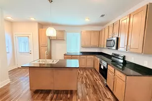 212 Stellariga Pl, Dallas, TX 75203 - Photo 4