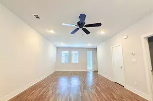 212 Stellariga Pl, Dallas, TX 75203 - Photo 2