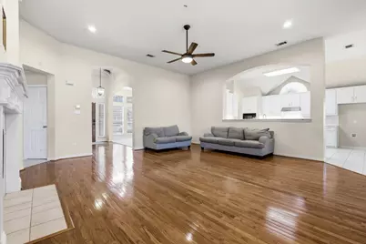 4413 Helston Drive, Plano, TX 75024 - Photo 10