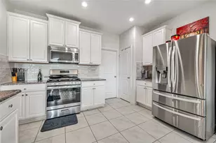 6024 Beachview Ln, Fort Worth, TX 76179 - Photo 8