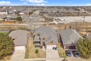 6024 Beachview Ln, Fort Worth, TX 76179 - Photo 2