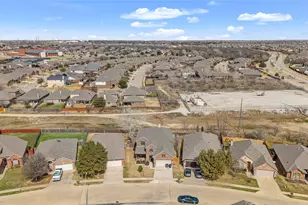 6024 Beachview Ln, Fort Worth, TX 76179 - Photo 4