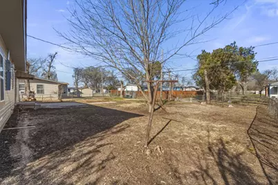 3039 Dahlia Drive, Dallas, TX 75216 - Photo 32