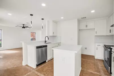 703 Meadowcreek Court, Garland, TX 75043 - Photo 12