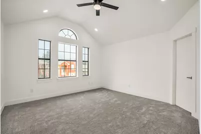 703 Meadowcreek Court, Garland, TX 75043 - Photo 18