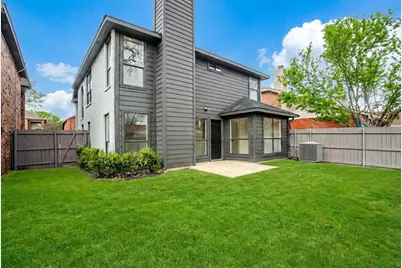 703 Meadowcreek Court, Garland, TX 75043 - Photo 4