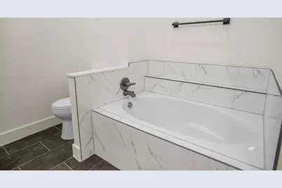 703 Meadowcreek Court, Garland, TX 75043 - Photo 26