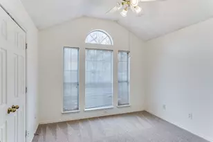 7628 Arbor Ridge Ct, Fort Worth, TX 76112 - Photo 18
