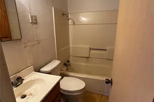 2001 Hickory Tree Rd, Balch Springs, TX 75180 - Photo 14