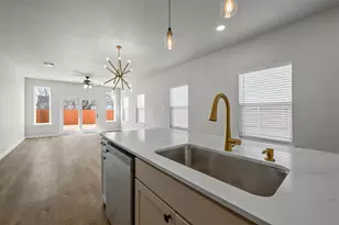 2409 Jeffries St, Dallas, TX 75215 - Photo 8