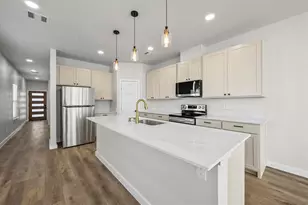 2409 Jeffries St, Dallas, TX 75215 - Photo 6