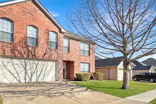 303 Quail Meadows Ln, Arlington, TX 76002 - Photo 2