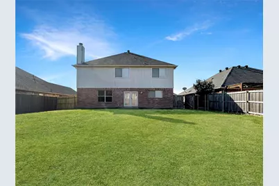 303 Quail Meadows Lane, Arlington, TX 76002 - Photo 4