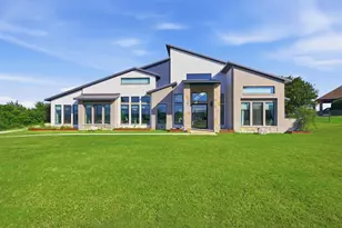 211 Hunter Pass, Waxahachie, TX 75165 - Photo 2