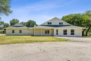 549 W Paloma Ct, Fort Worth, TX 76108 - Photo 1
