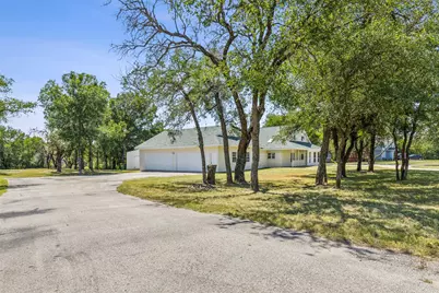 549 W Paloma Court, Fort Worth, TX 76108 - Photo 4