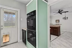 918 Bean Ave, Kilgore, TX 75662 - Photo 6