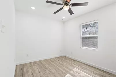 4330 Scottsdale Drive, Mesquite, TX 75150 - Photo 10