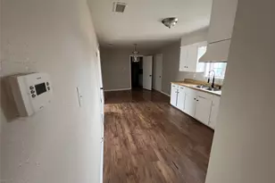 927 S H Ave, Clifton, TX 76634 - Photo 8