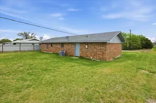 927 S Avenue H, Clifton, TX 76634 - Photo 24