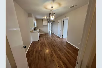 927 S H Avenue, Clifton, TX 76634 - Photo 2