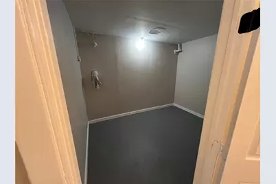 927 S H Avenue, Clifton, TX 76634 - Photo 4