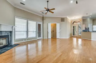 1008 Gabriel Ln, Fort Worth, TX 76116 - Photo 10