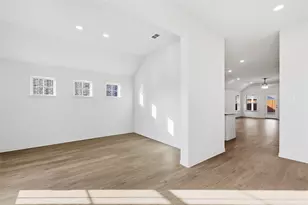 1300 Stockton Trl, Red Oak, TX 75154 - Photo 4