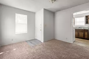 309 Hallvale Dr, Fort Worth, TX 76108 - Photo 6