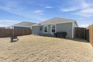 5909 Cherry Holw Wy, Princeton, TX 75407 - Photo 16