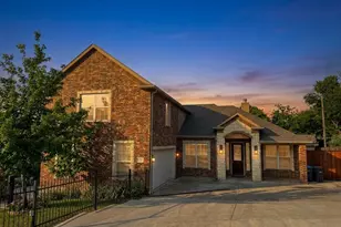 2700 Refugio Ave, Fort Worth, TX 76164 - Photo 4