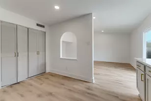 2725 Clover Valley Dr, Garland, TX 75043 - Photo 4