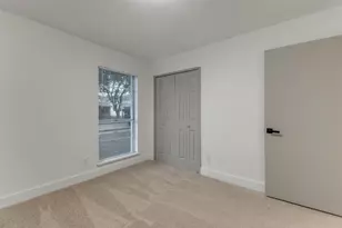 2725 Clover Valley Dr, Garland, TX 75043 - Photo 10